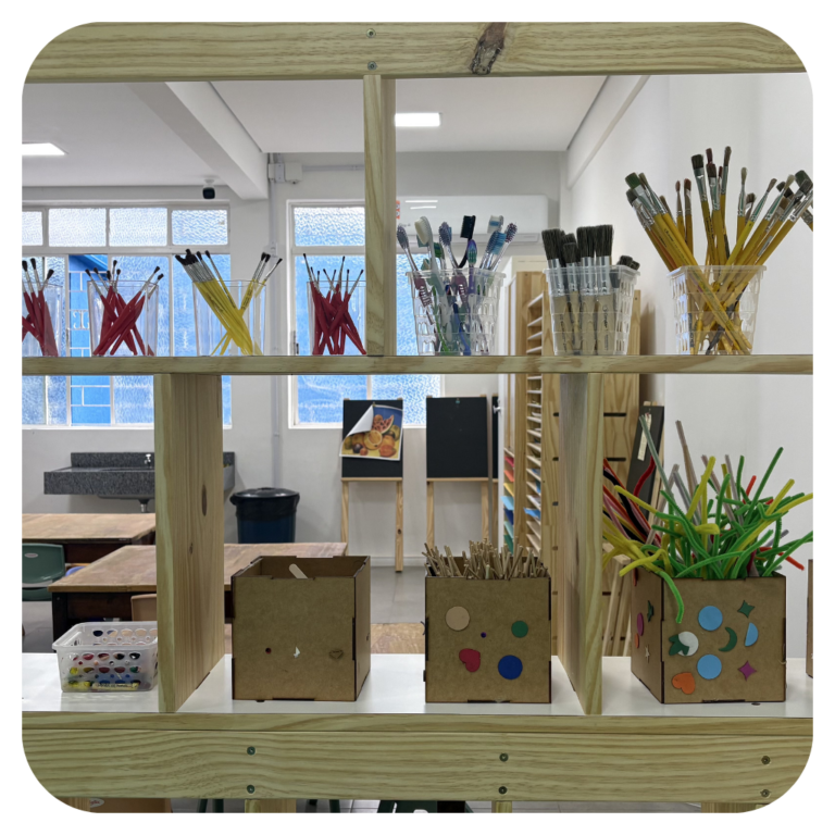 A arte e curiosidade andam lado a lado no Ateliê da Educação Infantil.