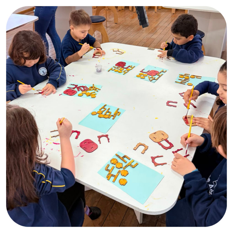 Na Educação Infantil, a aprendizagem maker convida a criança a colocar a mão na massa, experimentar, criar e descobrir com curiosidade.